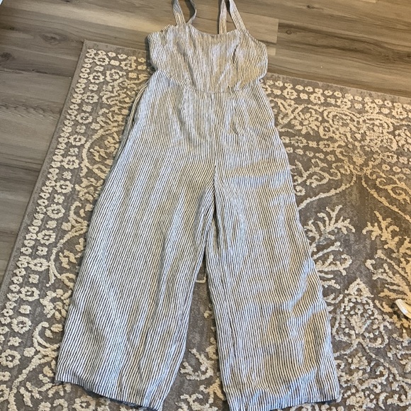 Romper - Picture 3 of 4